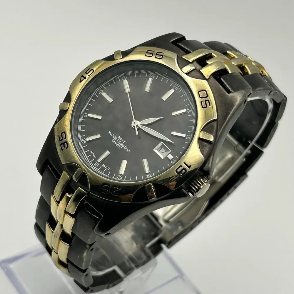 Men’s Gold and Black Stainless Steel Men’s Watch Working New Battery